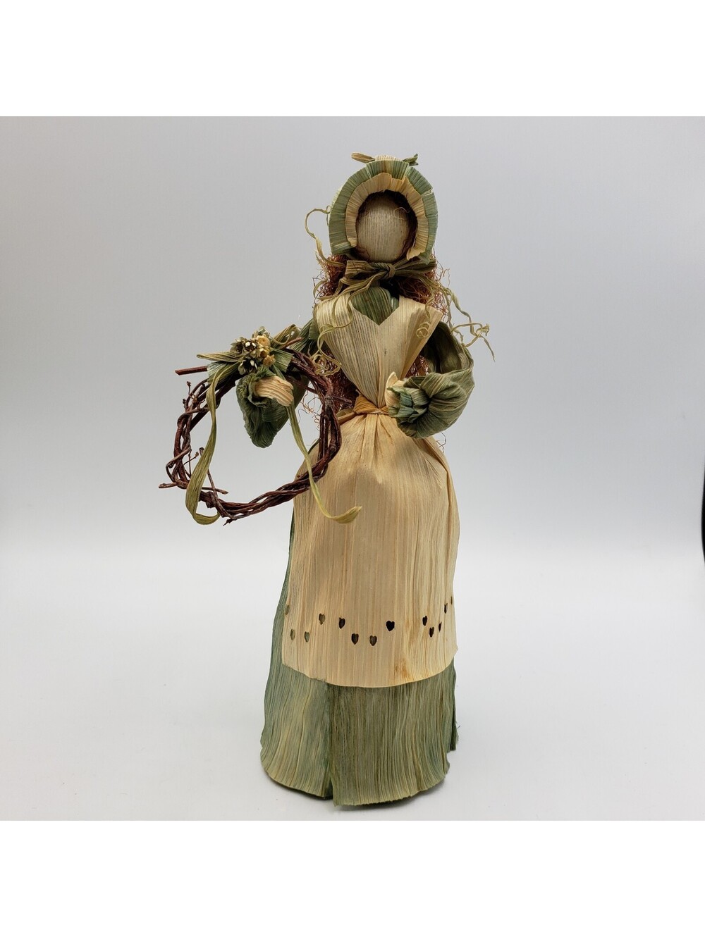 Vintage Handmade Corn Husk Doll Charlene Brainard of Iowa Girl with Wreath